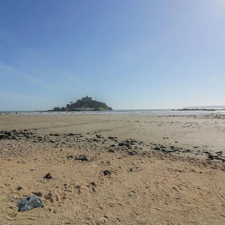 Beachcomber, Marazion